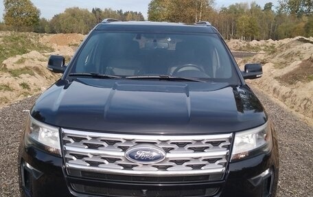 Ford Explorer VI, 2018 год, 2 800 000 рублей, 5 фотография