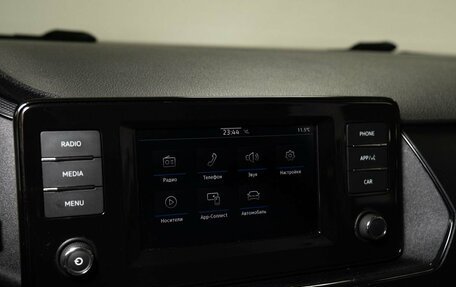 Volkswagen Polo VI (EU Market), 2021 год, 1 650 000 рублей, 10 фотография