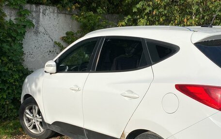 Hyundai ix35 I рестайлинг, 2012 год, 950 000 рублей, 4 фотография