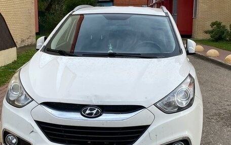 Hyundai ix35 I рестайлинг, 2012 год, 950 000 рублей, 1 фотография