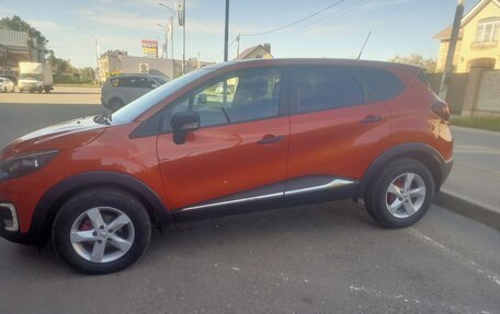 Renault Kaptur I рестайлинг, 2018 год, 1 249 000 рублей, 2 фотография