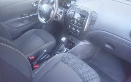 Renault Kaptur I рестайлинг, 2018 год, 1 249 000 рублей, 8 фотография