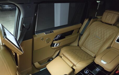 Land Rover Range Rover IV рестайлинг, 2021 год, 10 500 000 рублей, 12 фотография