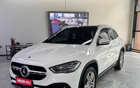 Mercedes-Benz GLA, 2022 год, 2 470 000 рублей, 1 фотография