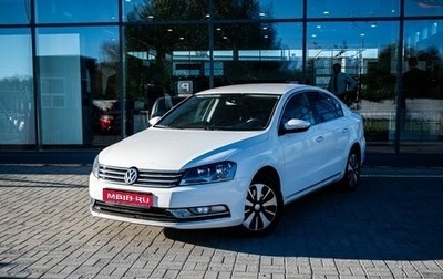 Volkswagen Passat B7, 2011 год, 900 000 рублей, 1 фотография