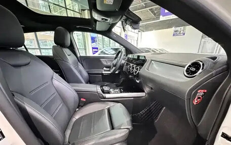 Mercedes-Benz GLA, 2022 год, 2 470 000 рублей, 13 фотография