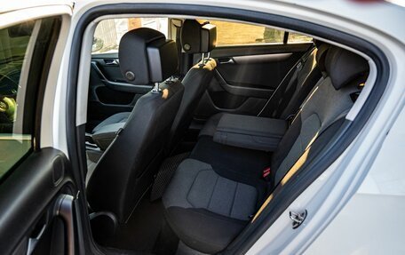 Volkswagen Passat B7, 2011 год, 900 000 рублей, 11 фотография