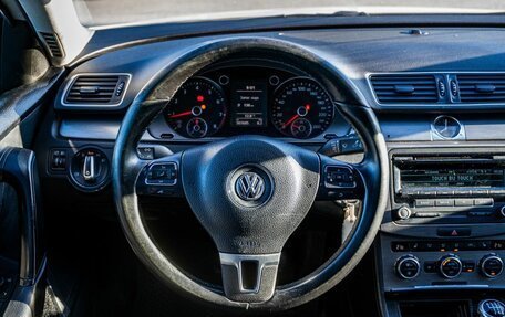 Volkswagen Passat B7, 2011 год, 900 000 рублей, 13 фотография