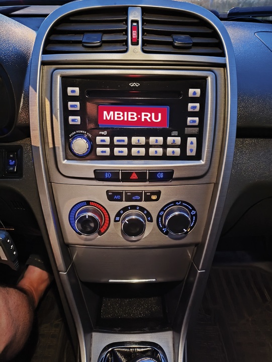 Chery Tiggo (T11) FL рестайлинг, 2015 год, 655 000 рублей, 23 фотография