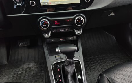KIA Rio IV, 2021 год, 1 725 000 рублей, 13 фотография