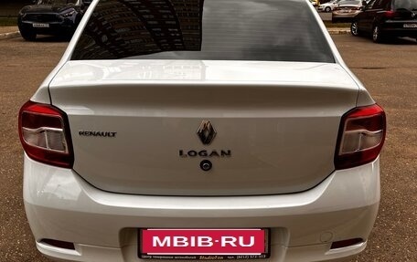 Renault Logan II, 2018 год, 1 000 000 рублей, 3 фотография