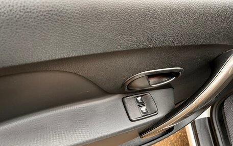 Renault Logan II, 2018 год, 1 000 000 рублей, 8 фотография