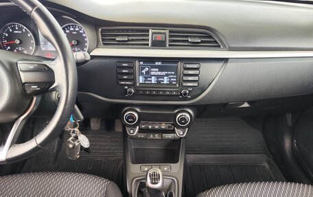 KIA Rio IV, 2018 год, 1 390 000 рублей, 8 фотография
