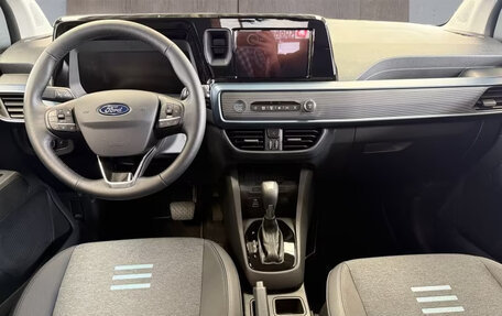 Ford Tourneo Courier, 2025 год, 4 200 000 рублей, 10 фотография