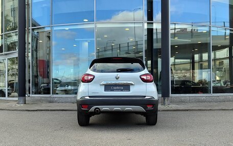 Renault Kaptur I рестайлинг, 2016 год, 995 000 рублей, 4 фотография