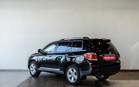 Toyota Highlander III, 2012 год, 2 100 000 рублей, 6 фотография