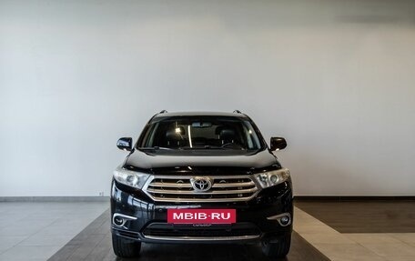 Toyota Highlander III, 2012 год, 2 100 000 рублей, 3 фотография
