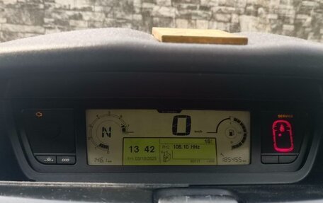 Citroen C4 Picasso II рестайлинг, 2010 год, 490 000 рублей, 8 фотография