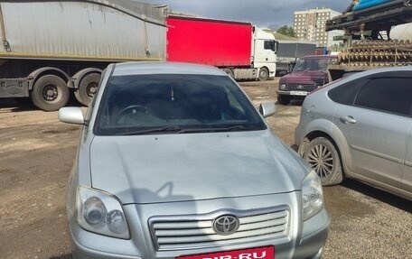 Toyota Avensis III рестайлинг, 2003 год, 650 000 рублей, 15 фотография