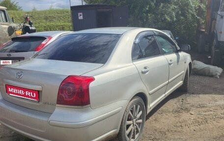 Toyota Avensis III рестайлинг, 2003 год, 650 000 рублей, 14 фотография