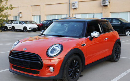 MINI Hatch, 2018 год, 1 490 000 рублей, 1 фотография