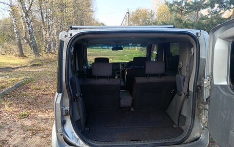 Nissan Cube II, 2003 год, 270 000 рублей, 11 фотография