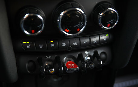MINI Hatch, 2018 год, 1 490 000 рублей, 12 фотография