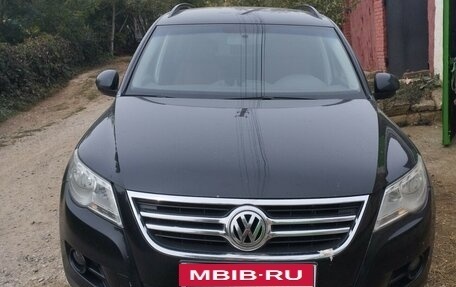 Volkswagen Tiguan I, 2010 год, 885 000 рублей, 1 фотография