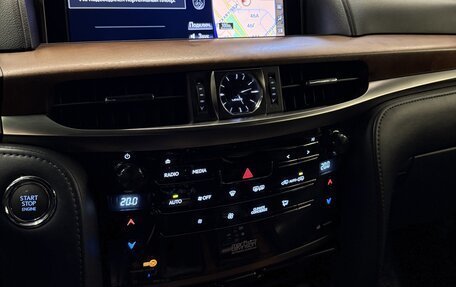 Lexus LX III, 2016 год, 9 800 000 рублей, 19 фотография