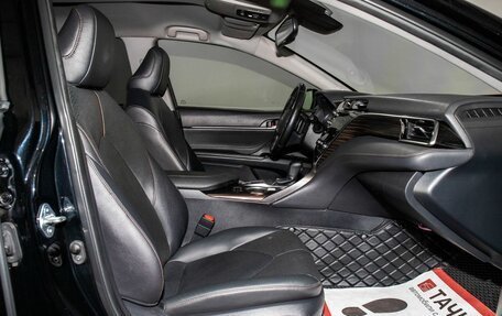 Toyota Camry, 2020 год, 3 370 000 рублей, 5 фотография