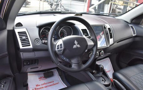 Mitsubishi Outlander III рестайлинг 3, 2011 год, 999 000 рублей, 7 фотография