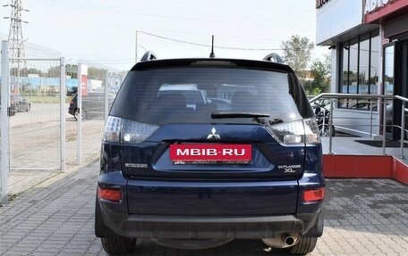 Mitsubishi Outlander III рестайлинг 3, 2011 год, 999 000 рублей, 4 фотография