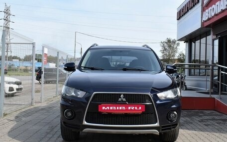 Mitsubishi Outlander III рестайлинг 3, 2011 год, 999 000 рублей, 2 фотография