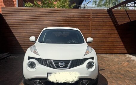 Nissan Juke II, 2011 год, 1 000 000 рублей, 3 фотография