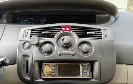 Renault Scenic III, 2004 год, 365 000 рублей, 15 фотография