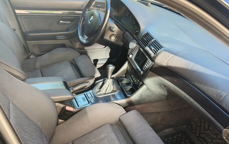 BMW 5 серия, 2002 год, 829 000 рублей, 15 фотография