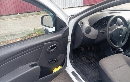 Renault Sandero I, 2010 год, 380 000 рублей, 19 фотография