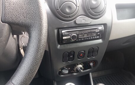 Renault Sandero I, 2010 год, 380 000 рублей, 18 фотография