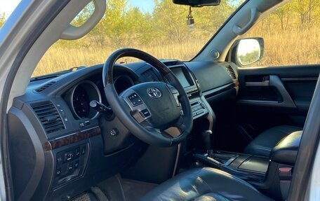 Toyota Land Cruiser 200, 2008 год, 2 850 000 рублей, 22 фотография