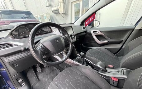 Peugeot 2008 II, 2014 год, 690 000 рублей, 13 фотография