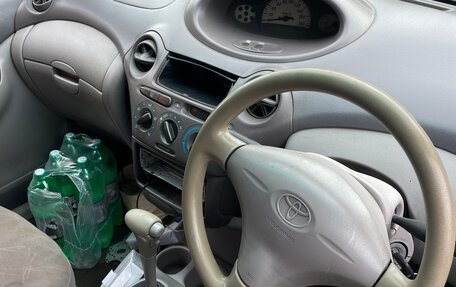 Toyota Platz, 2000 год, 270 000 рублей, 6 фотография