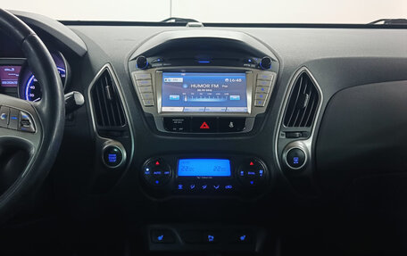 Hyundai ix35 I рестайлинг, 2011 год, 1 099 000 рублей, 15 фотография