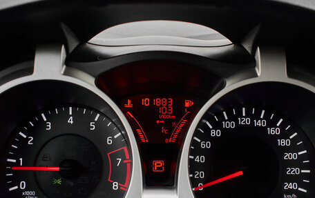 Nissan Juke II, 2011 год, 1 040 000 рублей, 16 фотография