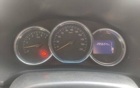 Renault Logan II, 2014 год, 500 000 рублей, 5 фотография