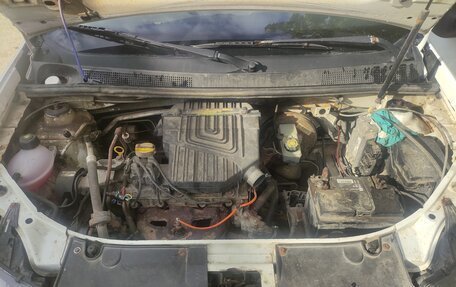 Renault Logan II, 2014 год, 500 000 рублей, 6 фотография