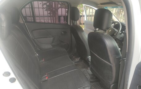 Renault Logan II, 2014 год, 500 000 рублей, 15 фотография