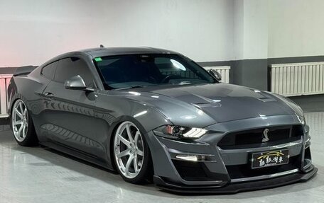 Ford Mustang VI рестайлинг, 2021 год, 2 600 000 рублей, 3 фотография
