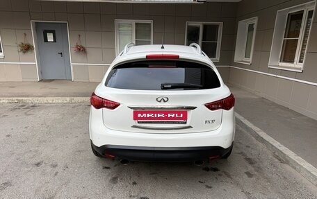Infiniti FX II, 2011 год, 1 900 000 рублей, 7 фотография
