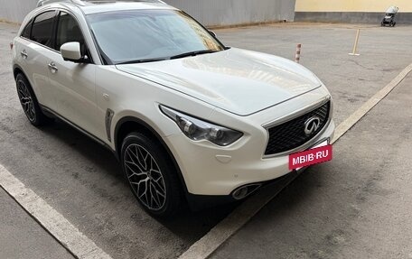 Infiniti FX II, 2011 год, 1 900 000 рублей, 8 фотография