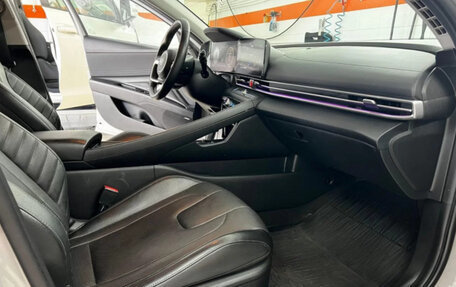 Hyundai Elantra, 2021 год, 2 190 000 рублей, 11 фотография